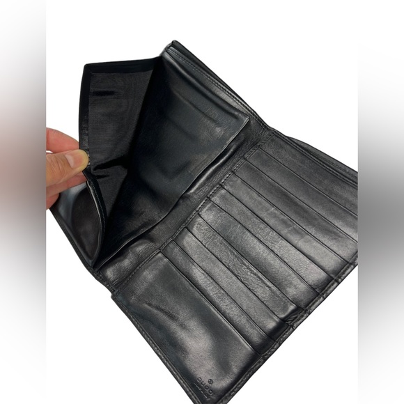 Gucci Nylon Bifold Long Wallet w/Leather Trim and Interior - Comes with Box! - Picture 7 of 8